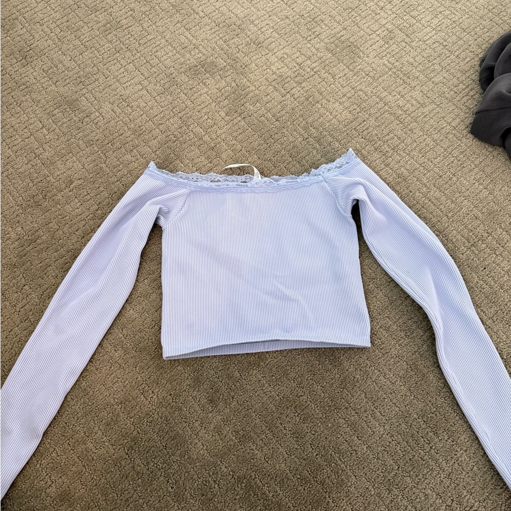 Urban outfitters Off-Shoulder Ribbed Long-Sleeve Crop Top - Light Lavender